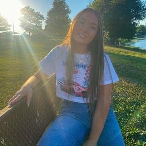 Meet your Posher, Katie